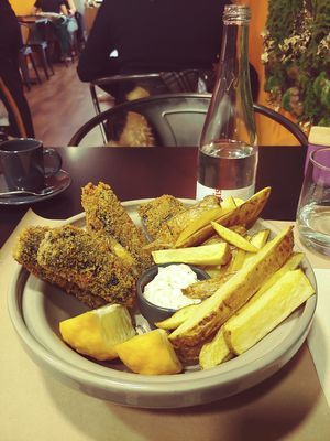 Vegan "fish" n chips at Kong at Kong - Food Made With Compassion in Lisbon