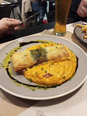 Folhado de alheira com puré de batata-doce. Maravilhoso 😍 at Kong - Food Made With Compassion in Lisbon