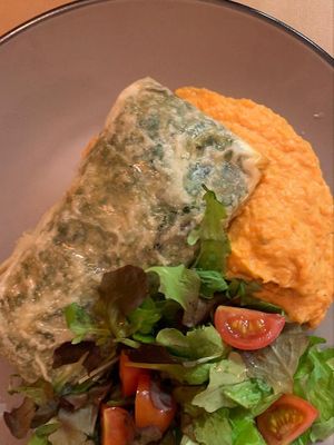 Portuguese sausage with mashed sweet potatos at Kong - Food Made With Compassion in Lisbon