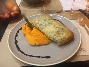 Spinach sausage with sweet potatoes at Kong - Food Made With Compassion in Lisbon
