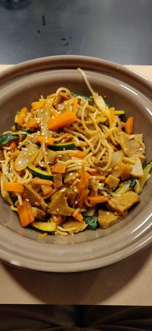 Noodles seitan at Kong - Food Made With Compassion in Lisbon