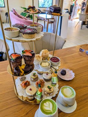 High tea Christmas special at Deli Devi in Koh Phangan