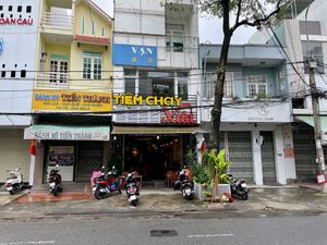 New location  at Tiem Chay Xua in Da Nang