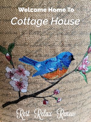 Your Vegan travel sanctuary  at Cottage House Vegan Airbnb in West Linn