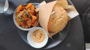 + sauce + veggies at Tavci Kuhna in Lesce