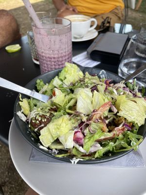 Berry berry smoothie and falafel salad  at Tavci Kuhna in Lesce