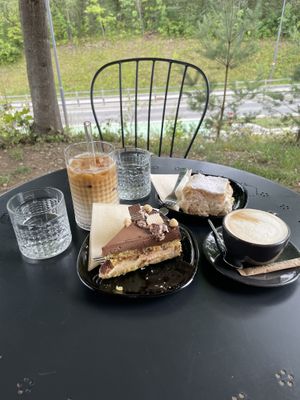   at Tavci Kuhna in Lesce