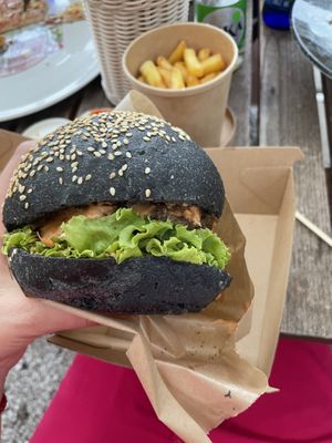 Mushroom burger in black buns 🤘🏼  at Tavci Kuhna in Lesce