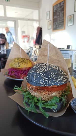 Mr. Bean at Tavci Kuhna in Lesce