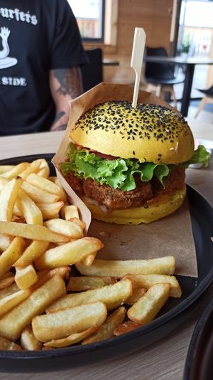 Shroomzee at Tavci Kuhna in Lesce