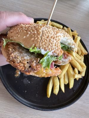 Shroom burger with free fries   at Tavci Kuhna in Lesce