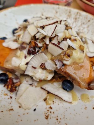 Süßkartoffel-Kokos-Soja-Skyr-Zeug at Cafe Drechsler in Vienna