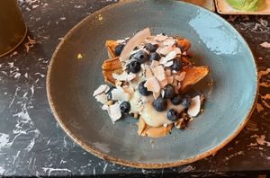 Süßkartoffel mit Soja Skyr und Bananencreme  at Cafe Drechsler in Vienna