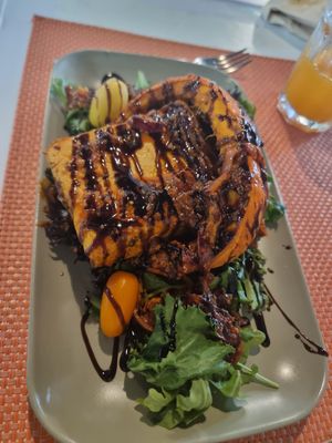  at True Food in Faro