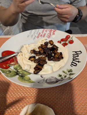 The carbonara at True Food in Faro