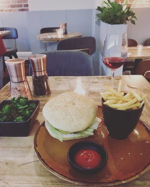 This burger 💖💖💖💖💖 at Supplant Foods  in North London