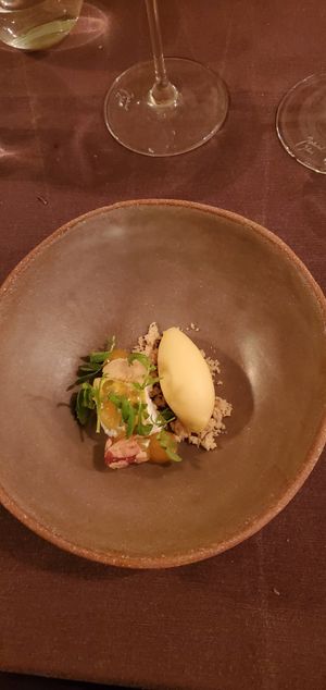 Course 6 at Arkhe in Lisbon