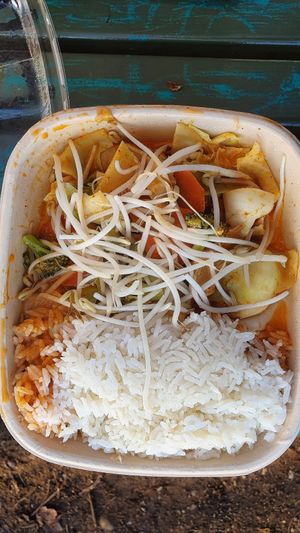 Planted Red Curry at Kaimug Box - Hauptbahnhof in Zurich