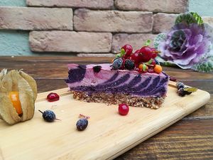 RAW VEGAN CAKE- Sugar, Gluten, Dairy & Eggs Free. A cake that will not harm health and body. It will give a charge of energy and vitamins.

Cashew nuts
Strawberry
Bilberry at Life Food in Yerevan