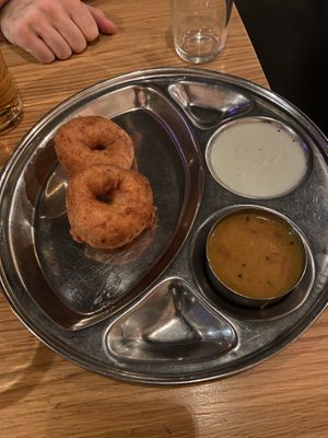 Starter vada with chutney   at Saravanaa Bhavan - Sankt Eriksgatan in Stockholm