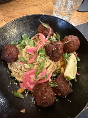 Vegan Pad Thai with beetroot falafel  at La Pépinière in Quimper