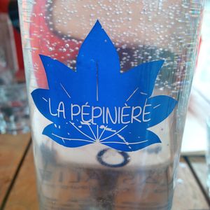 Carafe d'eau pétillante at La Pépinière in Quimper
