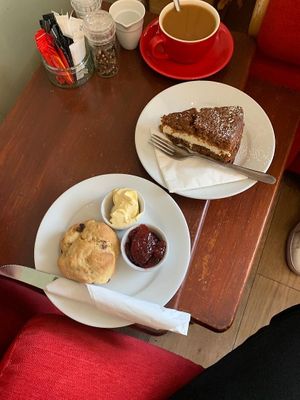 Vegan scone and vegan caramel cake at Grassroots Cafe in Ilfracombe