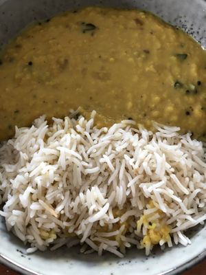 self plated lentil Curry (vegan) at Vinayaga in Stuttgart