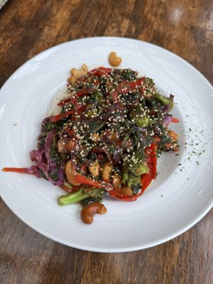 Teriyaki Cashew Mixed Veggies  at Kilted Mermaid in Vero Beach