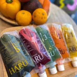 Organic cold pressed juice!
 at Haru Juice in Osaka