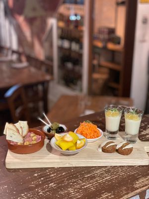 Mezze platter for two at Rosy in Tokyo