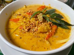 yellow curry soup at Thanh Tinh Chay in San Diego