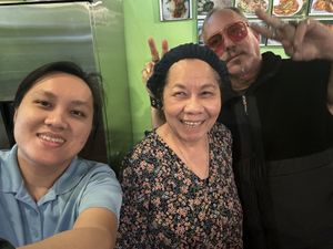 Famous chef THIEN THAN and TRANG the Epic Waitress🤘  at Thanh Tinh Chay in San Diego