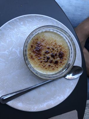 Crème brûlée  at Utopia in Nice