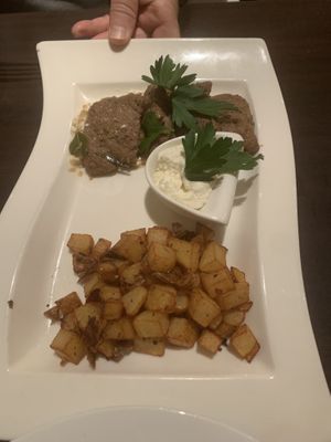 ‘Beef’ and potatoes   at Utopia in Nice