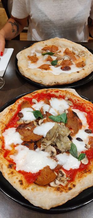 Top: Salsiccia / Bottom: Capricciosa at Utopia in Nice