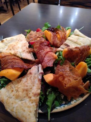 Melon, plant based ham and foccacia at Utopia in Nice