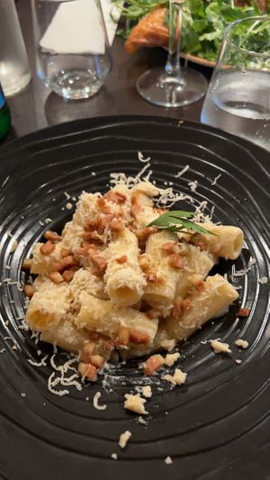 Pasta Carbonara at Utopia in Nice