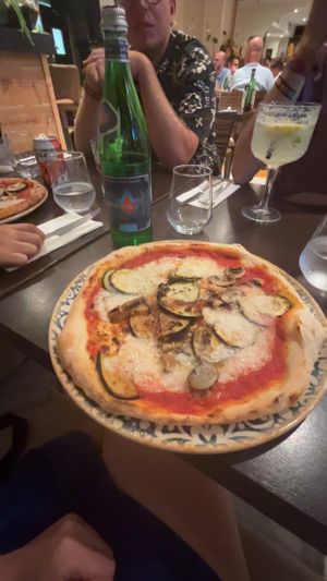 Pizza with vegetables at Utopia in Nice
