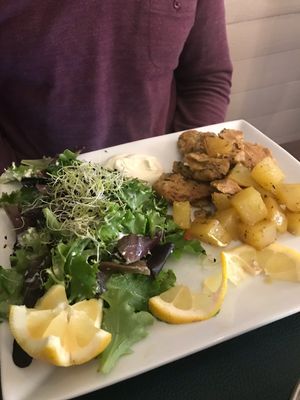 ‘Steak’ and frites! at Utopia in Nice