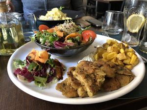 Vegan ‘stake and chips’  at Utopia in Nice