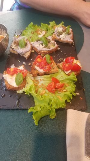 Bruschetta with pate and the other with mozzarella at Utopia in Nice