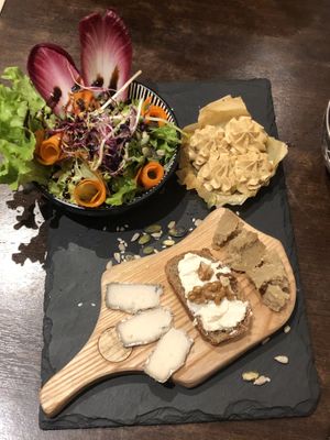 cheese plate with salad, nice contrast  at Utopia in Nice