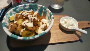 Patatoes with cheese at Utopia in Nice