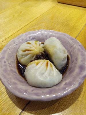Boiled dumplings in sauce at Chipoon in Tokyo