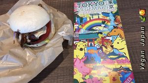Vegan burger  at Chipoon in Tokyo
