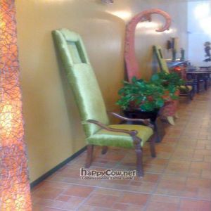  at Stuff I Eat in Inglewood