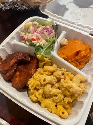   at Stuff I Eat in Inglewood