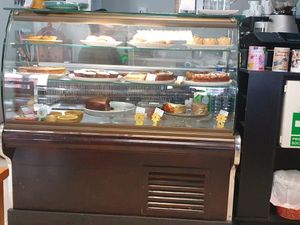 Leckerer Kuchen at Smiles Cafe in Beja