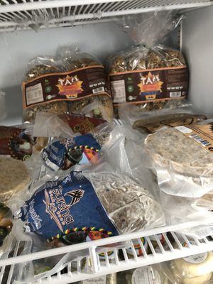 Mucha comida ya preparada  at Puro Amor in Mexico City